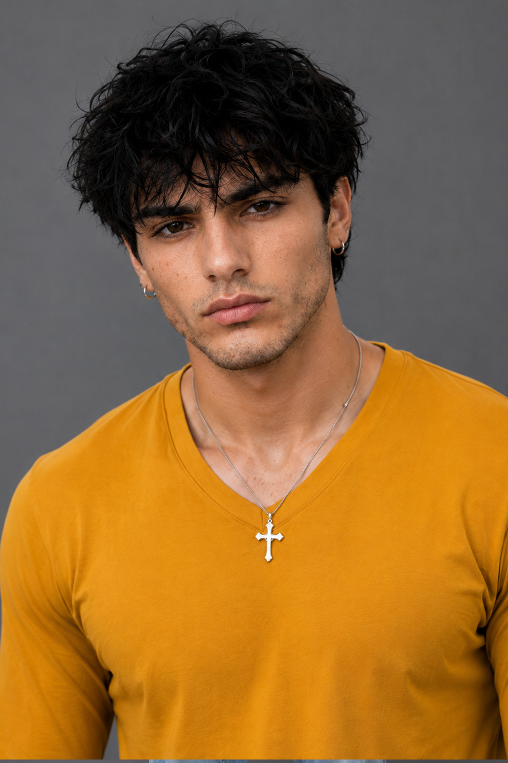 Ribbed V-Neck Basic Tee