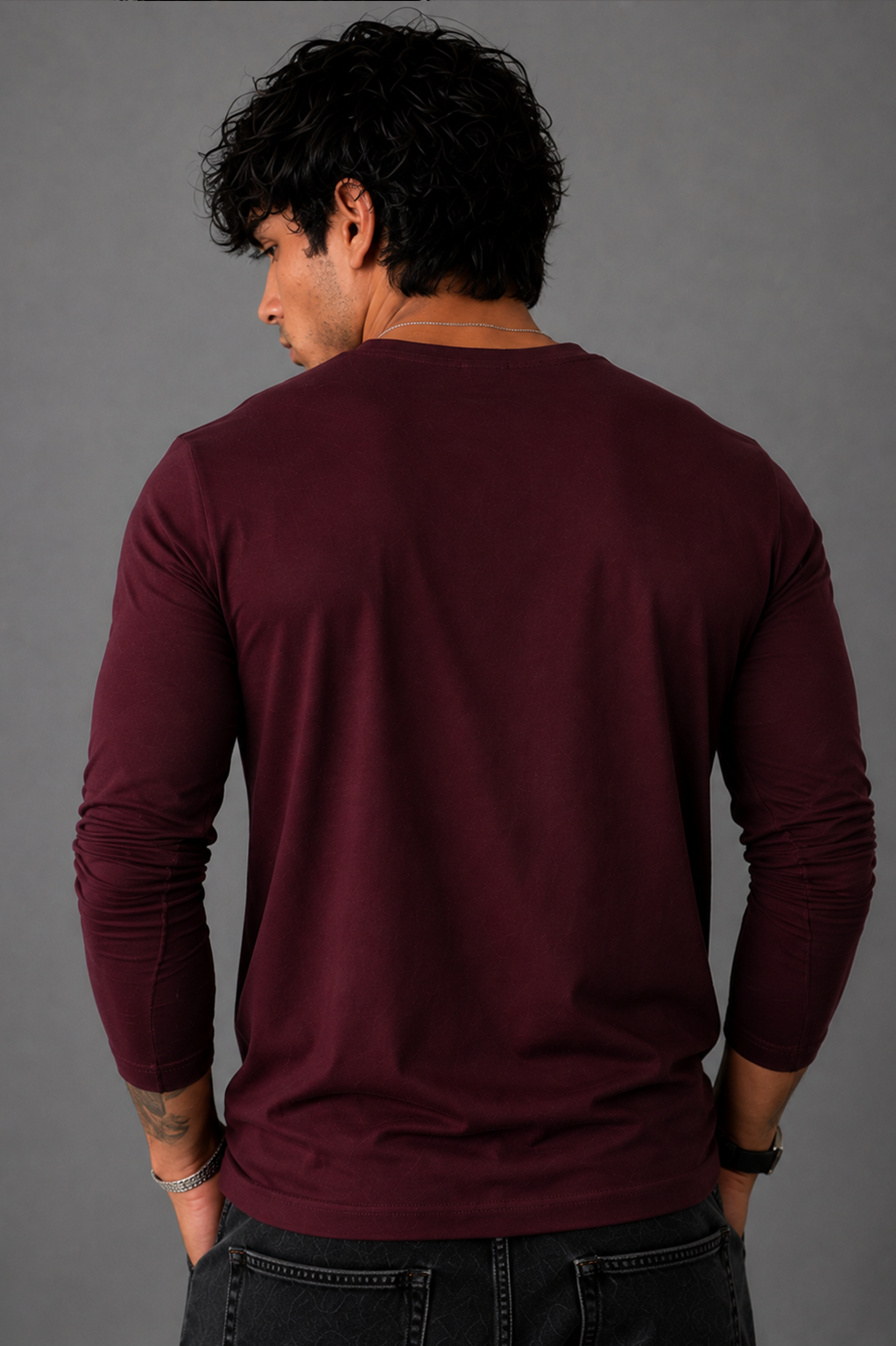 Ribbed V-Neck Basic Tee